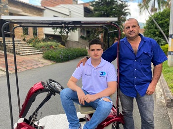 José David Giraldo Bedoya y su padre