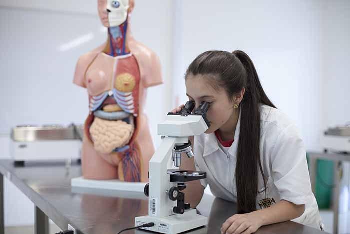 Ciencias naturales Colegio de la UPB