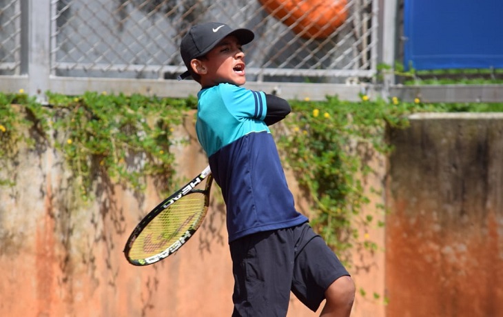 Emmanuel Zapata es campeón del Torneo Departamental de Tenis de Campo