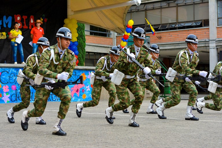 La Guardia de Honor hecha por los militares de la IV Brigada del Ejército Nacional de Colombia