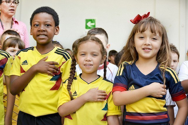 Los niños de la primaria, festejaron el día de la Independencia con mucho entusiasmo.