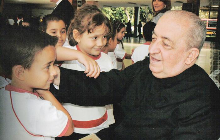 Exequias del Padre Gonzalo Restrepo Villegas