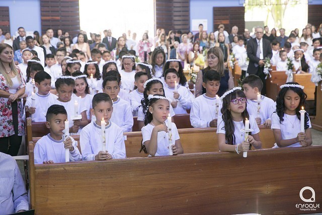 PRIMERAS COMUNIONES COLEGIO DE LA UPB 2018
