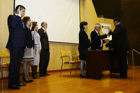 Las nuevas directivas tomaron juramento ante el señor Rector General