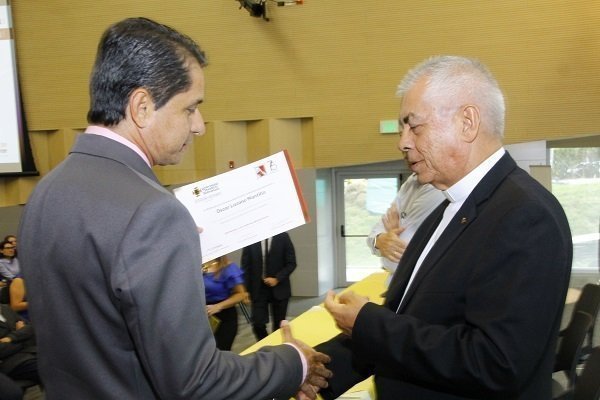Autores Bolivarianos Bucaramanga