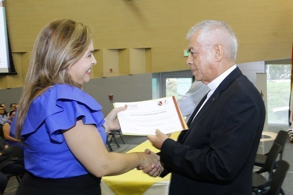 Autores Bolivarianos Bucaramanga