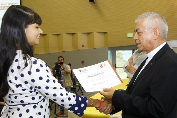 Autores Bolivarianos Bucaramanga