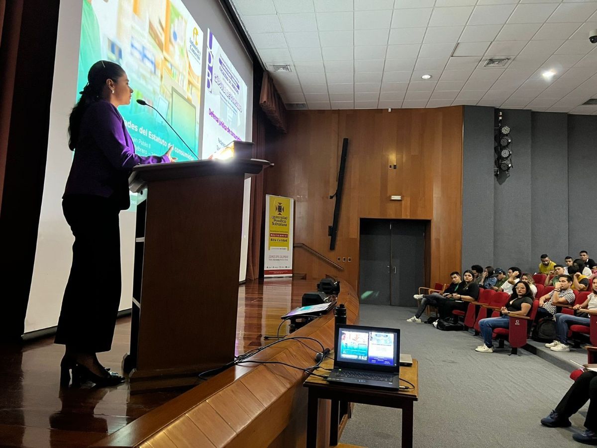 Lanzamiento de la línea de atención al consumidor del Consultorio Jurídico UPB Bucaramanga.