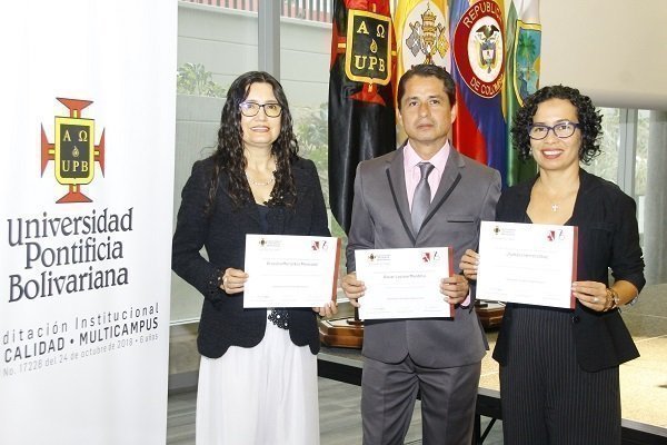 Autores Bolivarianos Bucaramanga