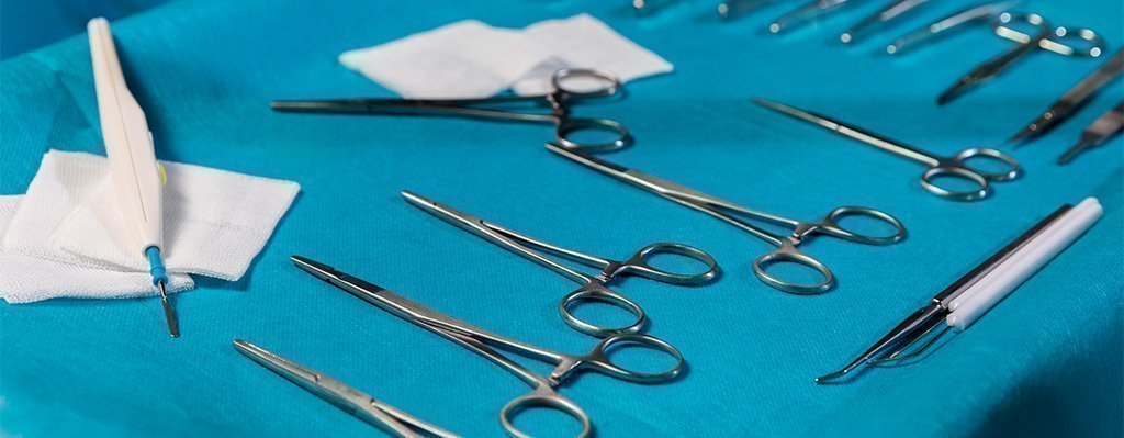 Anatomía Humana, Disección y Tipos de Suturas en Cadáveres