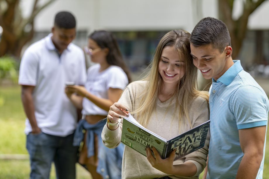 Beca Fundación Marina Orth y Universidad Pontificia Bolivariana