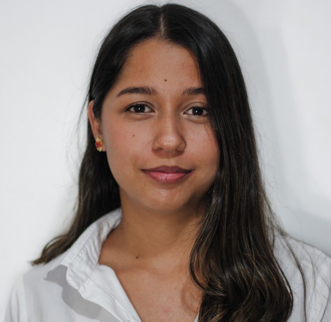 Camila Castillo, estudiante de la facultad de Psicología, ponente en el Encuentro de Semilleros de Investigación