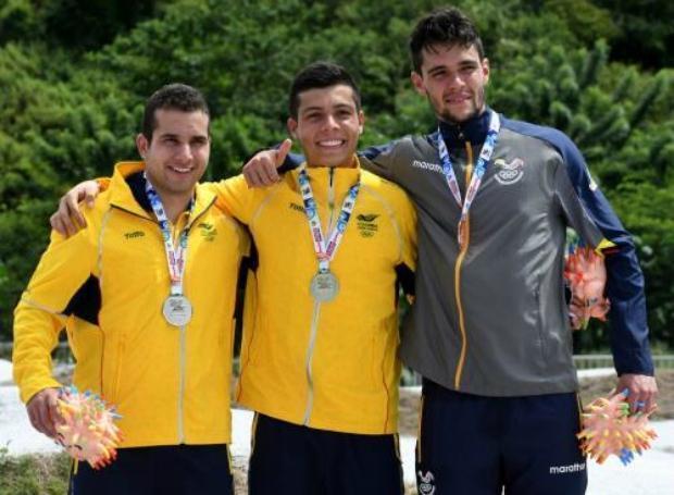 Carlos Ramírez, estudiante de Administración de Empresas y medallista de oro y plata en BMX.