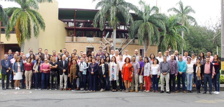 Grupo de graduados de Innovación y Emprendimiento para periodistas.