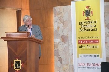 Foto tipo D Comisionado