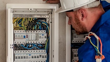 Prevención y control de riesgos en el sector eléctrico