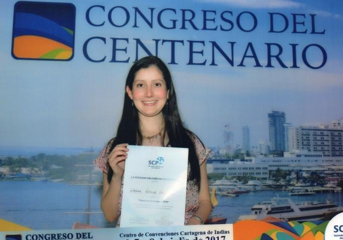 Estefanía Vásquez, mejor residente pediatría Colombia