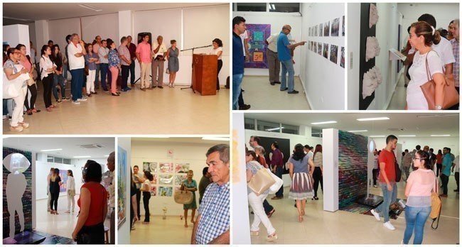 Muestra del VIII Salón de Arte Bolivariano en la Sala de Estudio de Biblioteca en el campus Montería