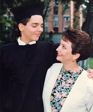 Alejandro Cock y Margarita Peláez, egresados UPB