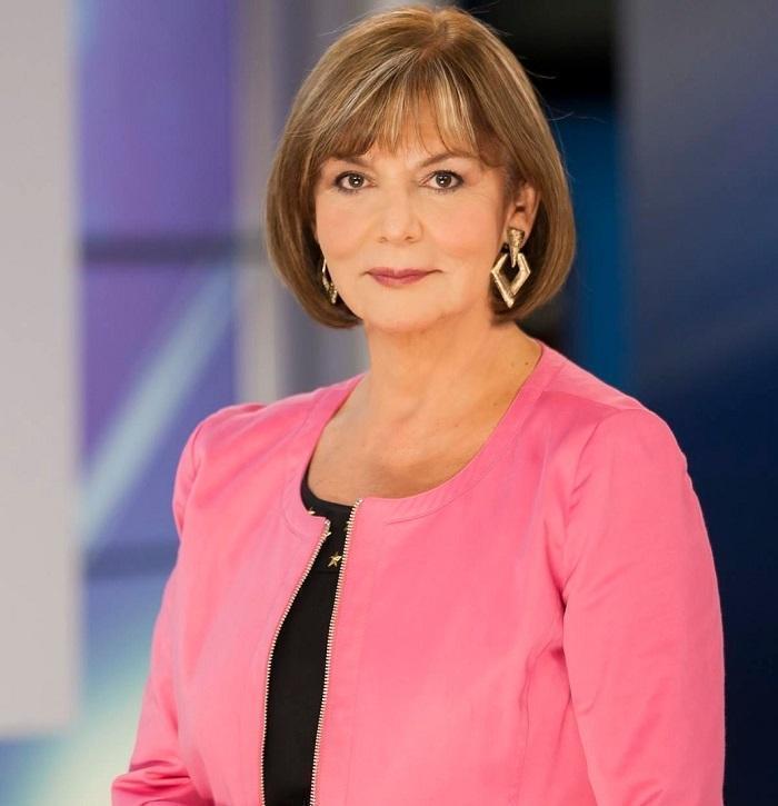 Amparo Perez, Directora y Presentadora de Contravía, programa de la Defensoría del Televidente del Canal Caracol