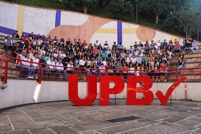 ESTUDIANTES NUEVOS UPB