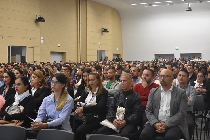 1200 maestros que asistieron al Encuentro de Colegios Arquidiocesanos 2019