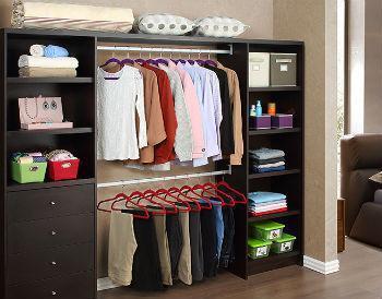 closet con ropa