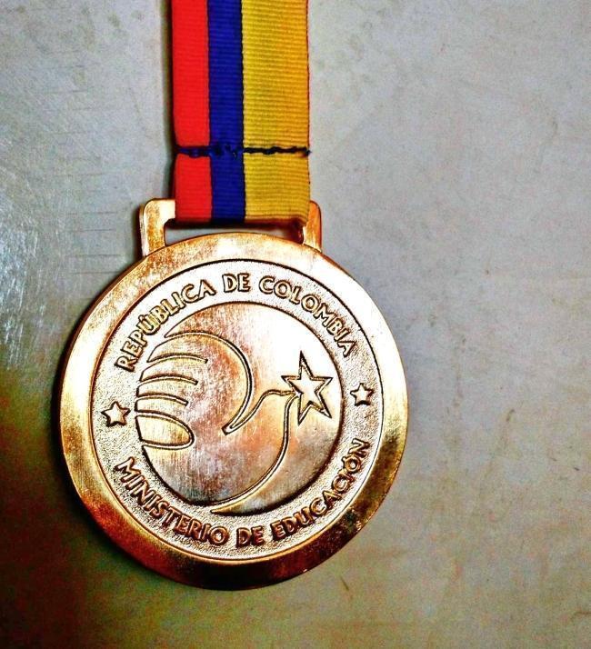 Medalla que otorga el Ministerio de Educación Mejores Saber Pro
