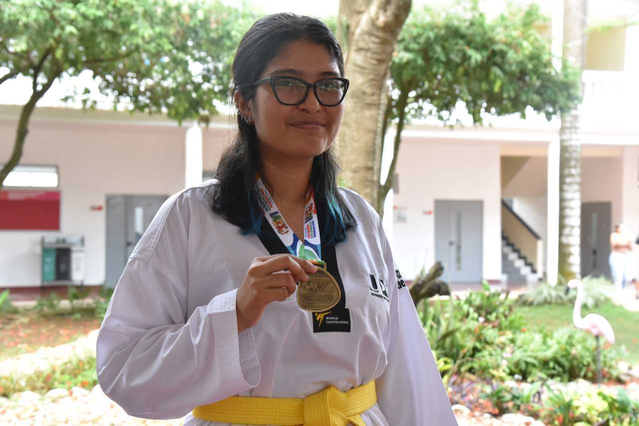 Elisa Alejandra Jiménez Flórez, estudiante del programa de Derecho y deportista UPB