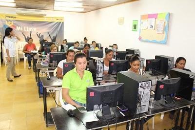 Estudiantes del curso de informática