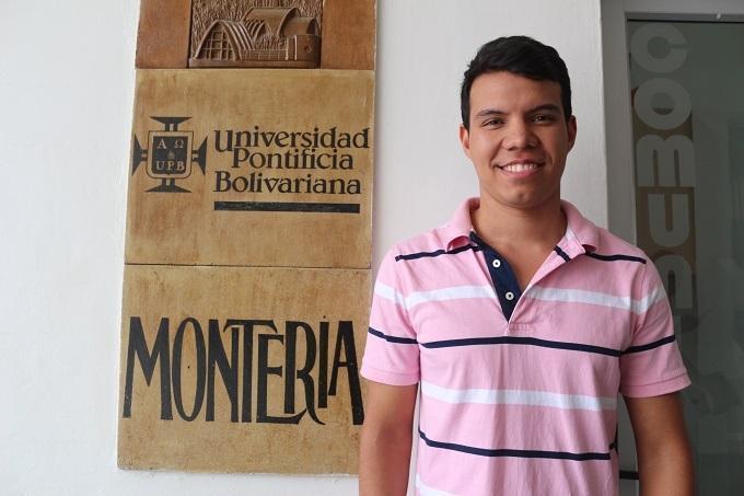 Luis Javier Páez Solano estudiante de VIII semestre de Economía