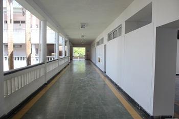 Adecuación de aulas en el segundo piso