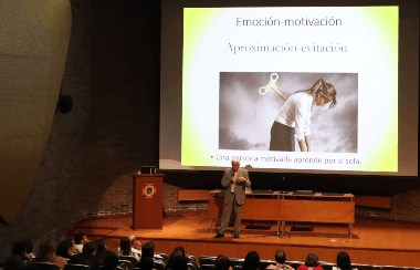 		Jornada académica sobre educación emocional con Rafael Bisquerra Alzina