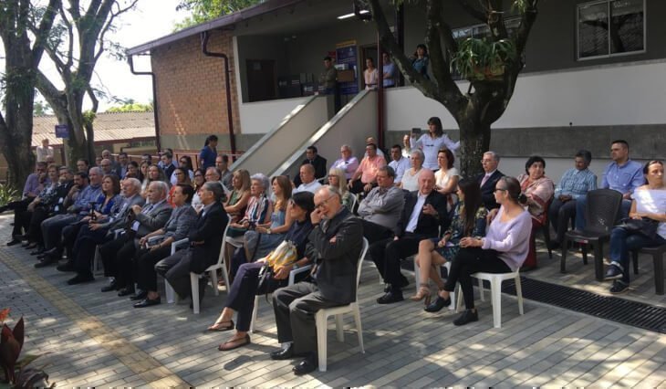 Homenaje a fundadores y maestros de la Facultad de Medicina