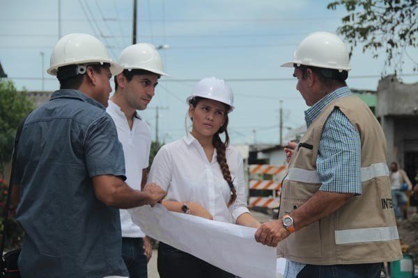 La Especialización en Interventoría de Obras Civiles ofrecerá herramientas a los ingenieros civiles para supervisar y controlar la calidad de ejecución de las obras y las inversiones realizadas en las misma.