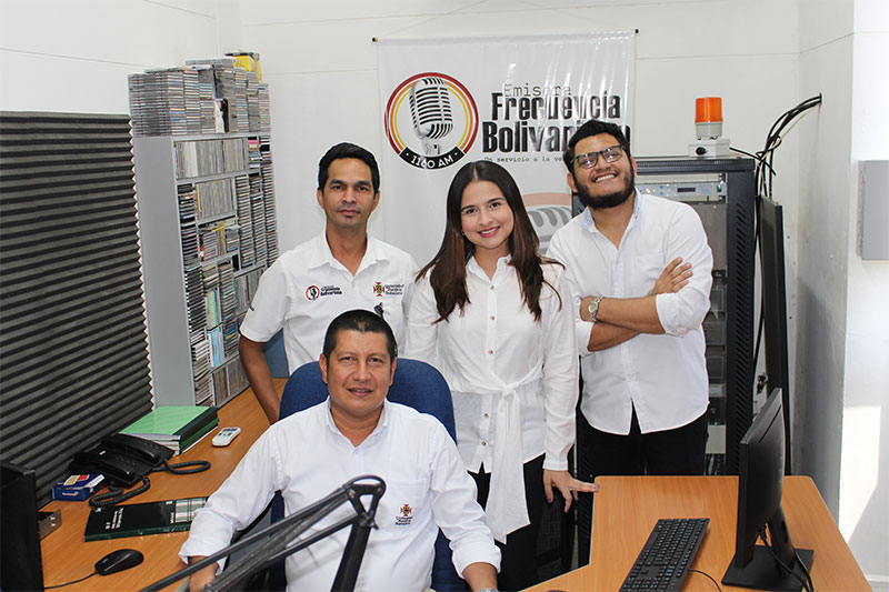 Equipo humano de la Emisora Frecuencia Bolivariana