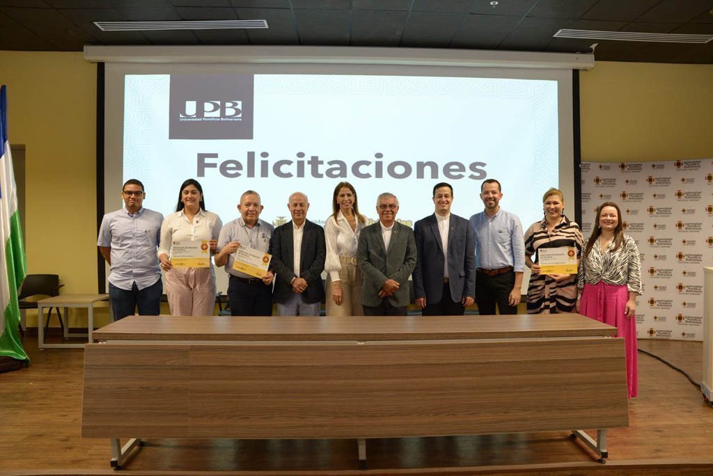 El rector general de la UPB, Presbítero Julio Jairo Ceballos Sepúlveda, y el rector de la seccional Montería, Pbro. Juan Camilo Restrepo Tamayo, presidieron los actos conmemorativos 