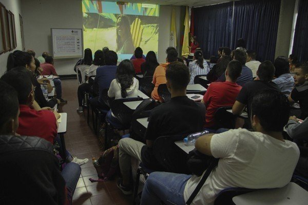 asistentes a la conferencia