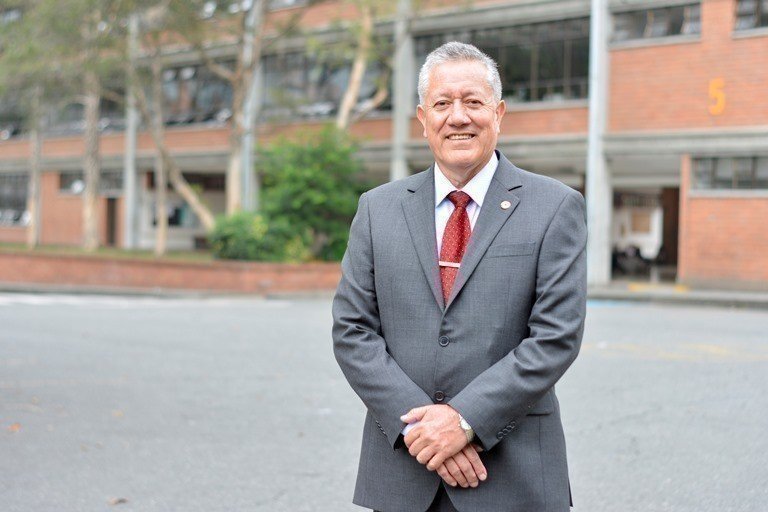 nuevo rector del colegio de la upb