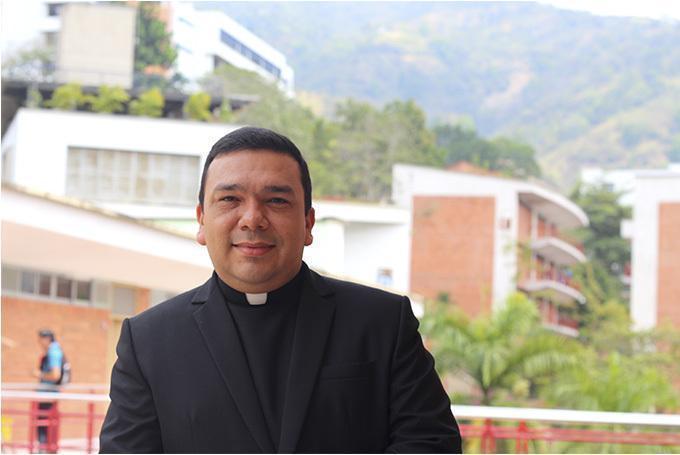 Padre Gustavo Méndez Paredes