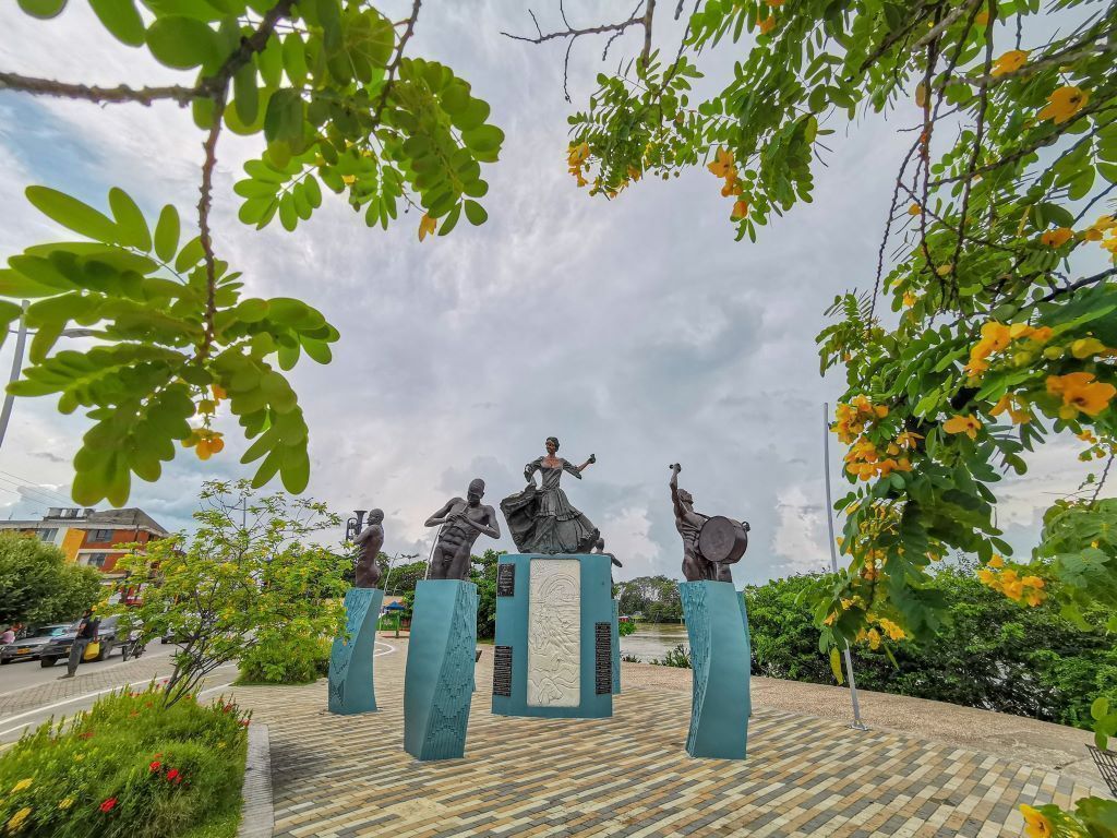 Plaza María Varilla de la ciudad de Montería • Foto por Alcaldía de Montería