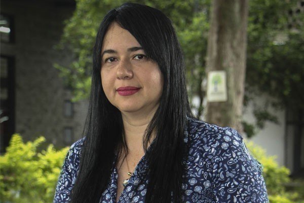 Isabel Cristina Hernández Riascos, becada de Derecho