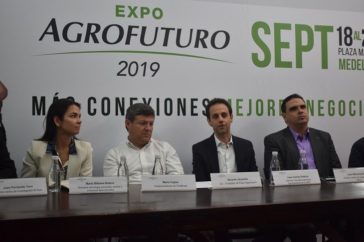 Mesa directiva de la rueda de prensa en Expo Agrofuturo 2019