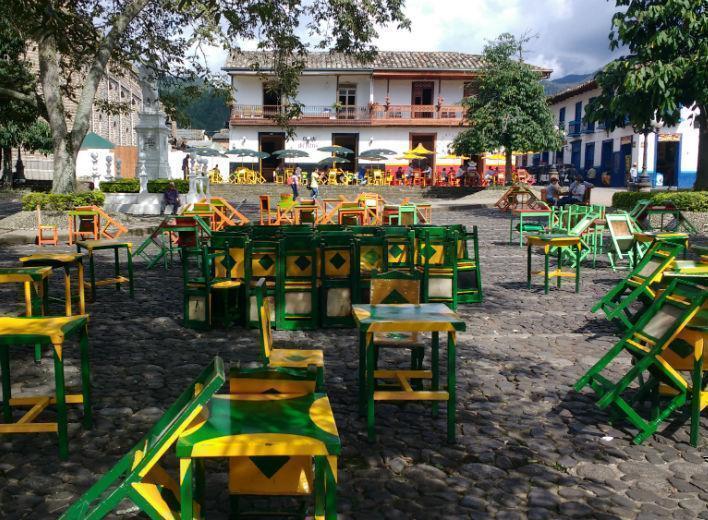 Taburetes de Jardín, Antioquia