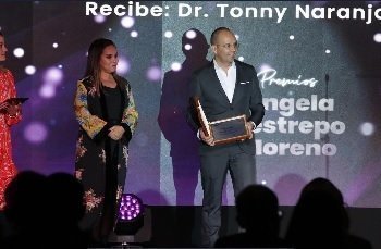 premios Ángela Restrepo Moreno.