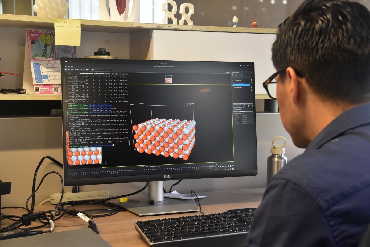 La UPB en articulación con la Universidad de Medellín, ejecuta los procesos de simulación y modelación computacional para analizar los mecanismos de reacción asociados y contribuir al diseño del reactor.