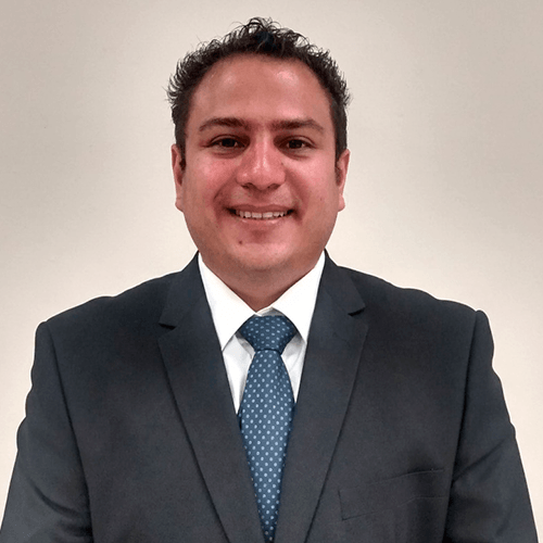 Foto frontal de Ernesto Martínez Sandoval
