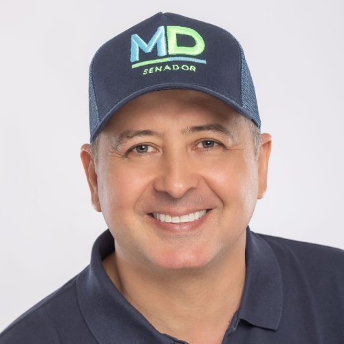 Foto frontal de Marcos Daniel Pineda García